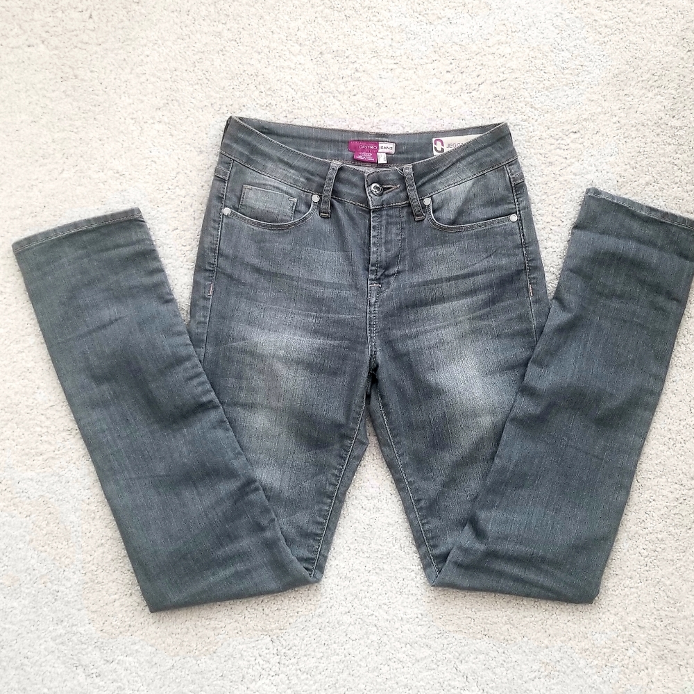 Jeans - Picture 3 of 3
